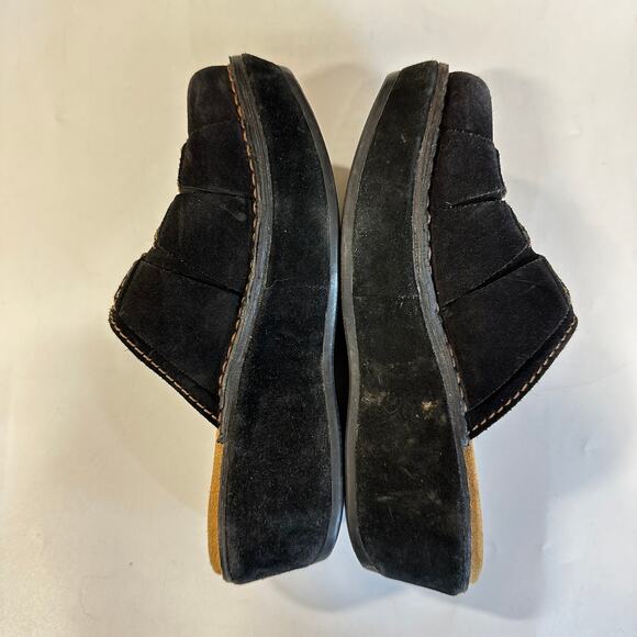 Clarks Women's Fisherman Suede Slip-on Mules size 7 Wedge - Picture 8 of 11